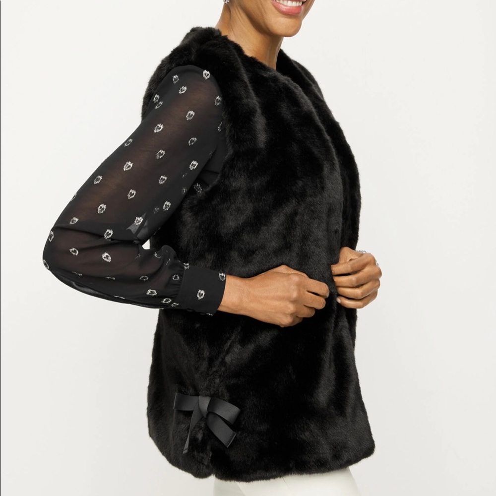 GORGEOUS! TALBOTS FAUX FUR VEST SIZE BLACK BOW DETAIL MEDIUM NWT